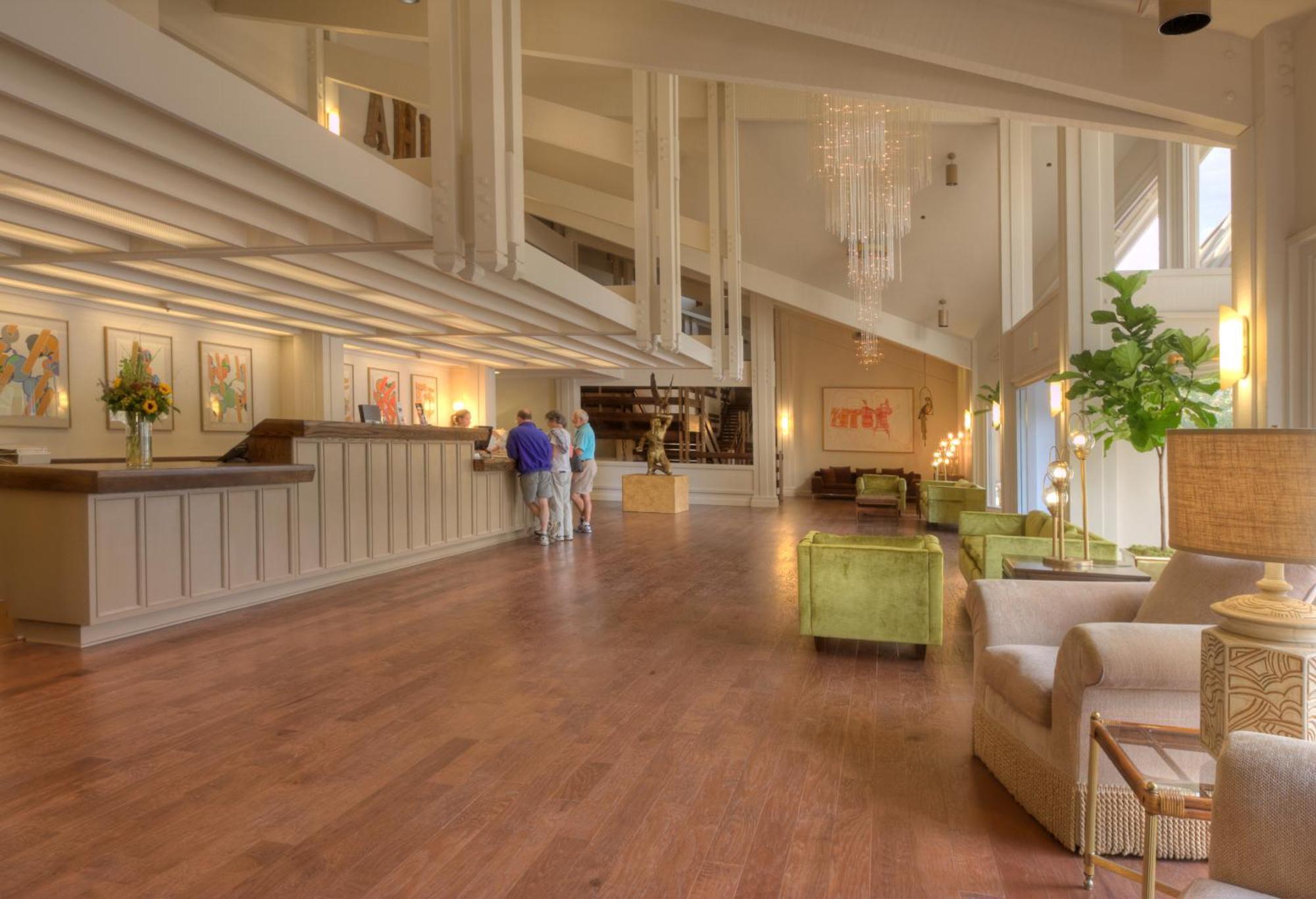แอชแลนด์ ฮิลล์ โฮเทล แอนด์ สวีท Hotel ภายนอก รูปภาพ